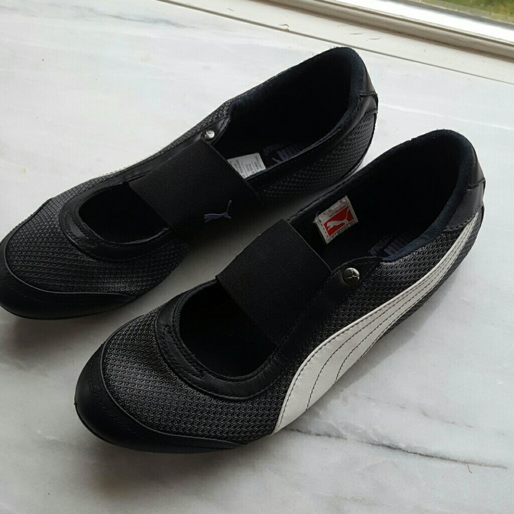 Puma sport shoes