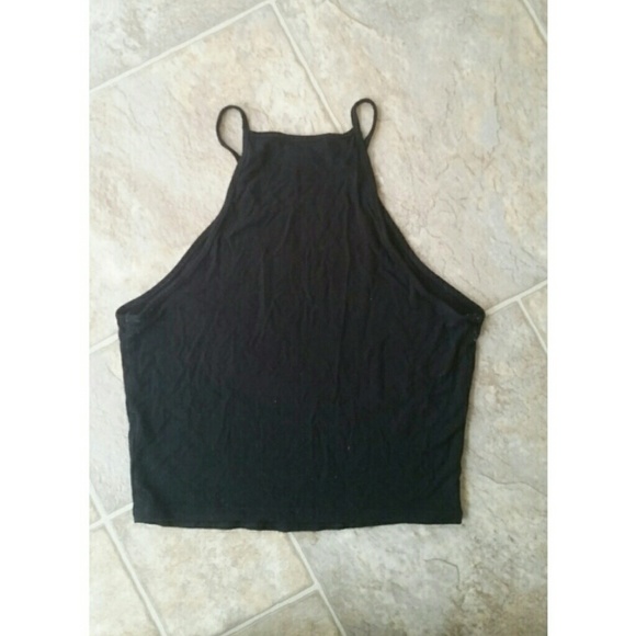 Black crop top - Picture 2 of 3