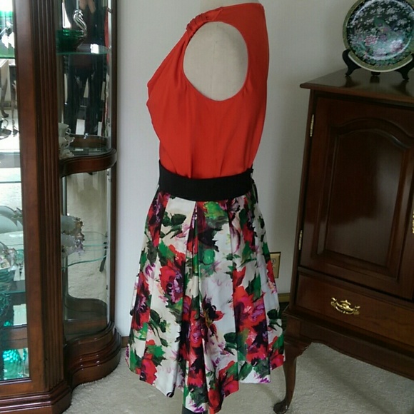 Milly Skirt - Picture 4 of 6