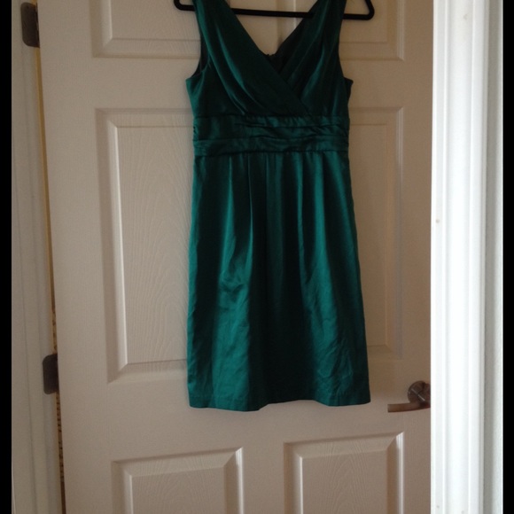 Prom or wedding dress - Picture 2 of 4