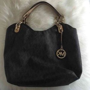 Michael kors purse