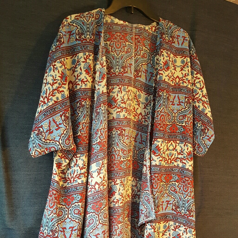 Charlotte Russe Kimono