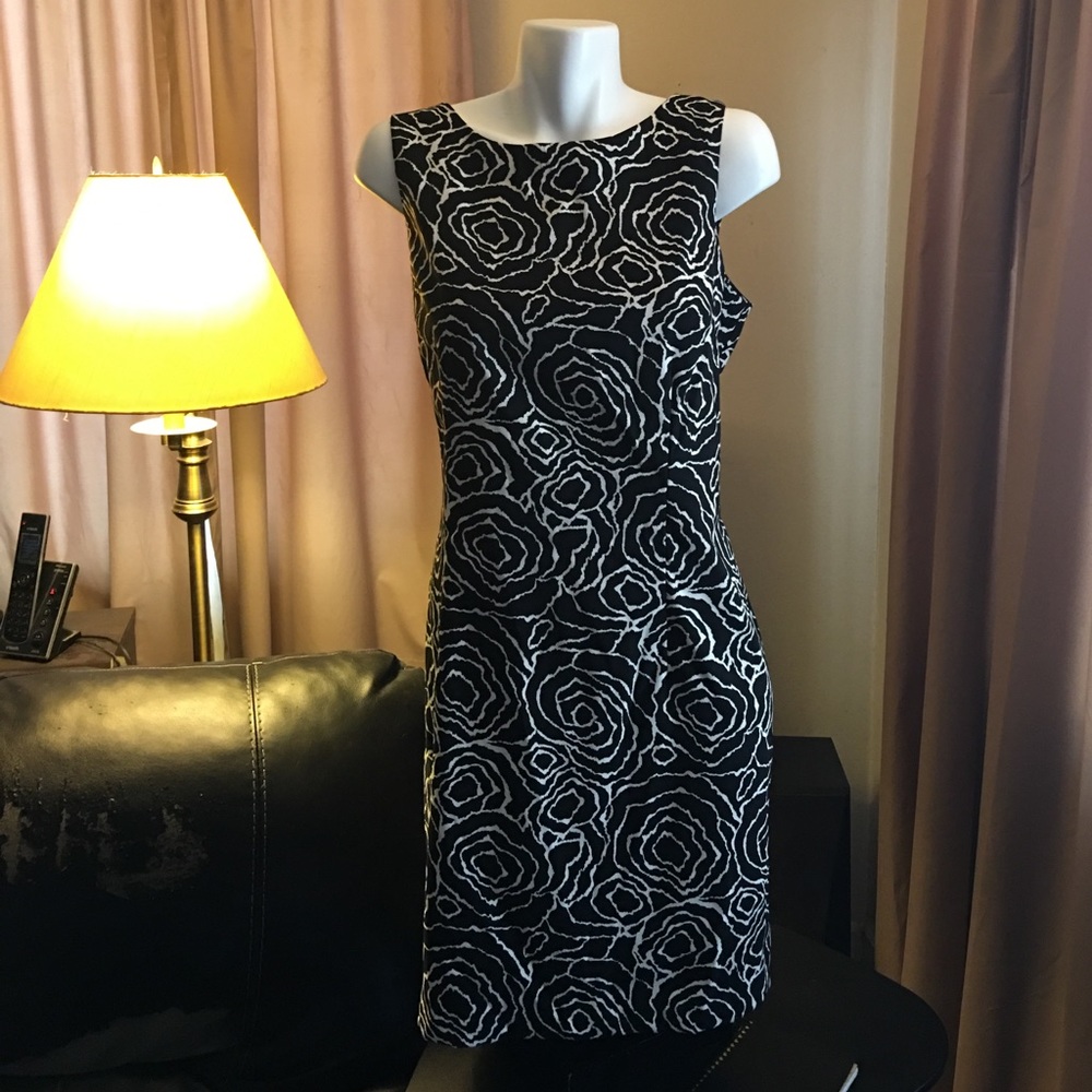 Casual/business dress