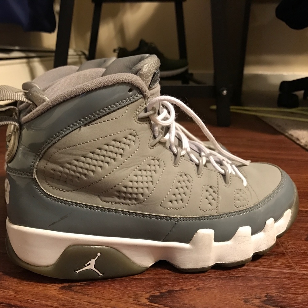 Air Jordan Cool Grey 9's