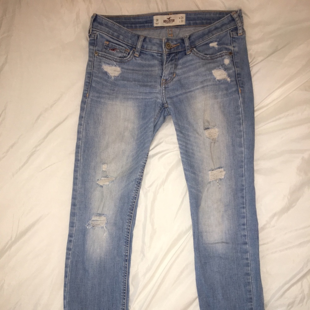 Hollister Ripped Skinny Jeans