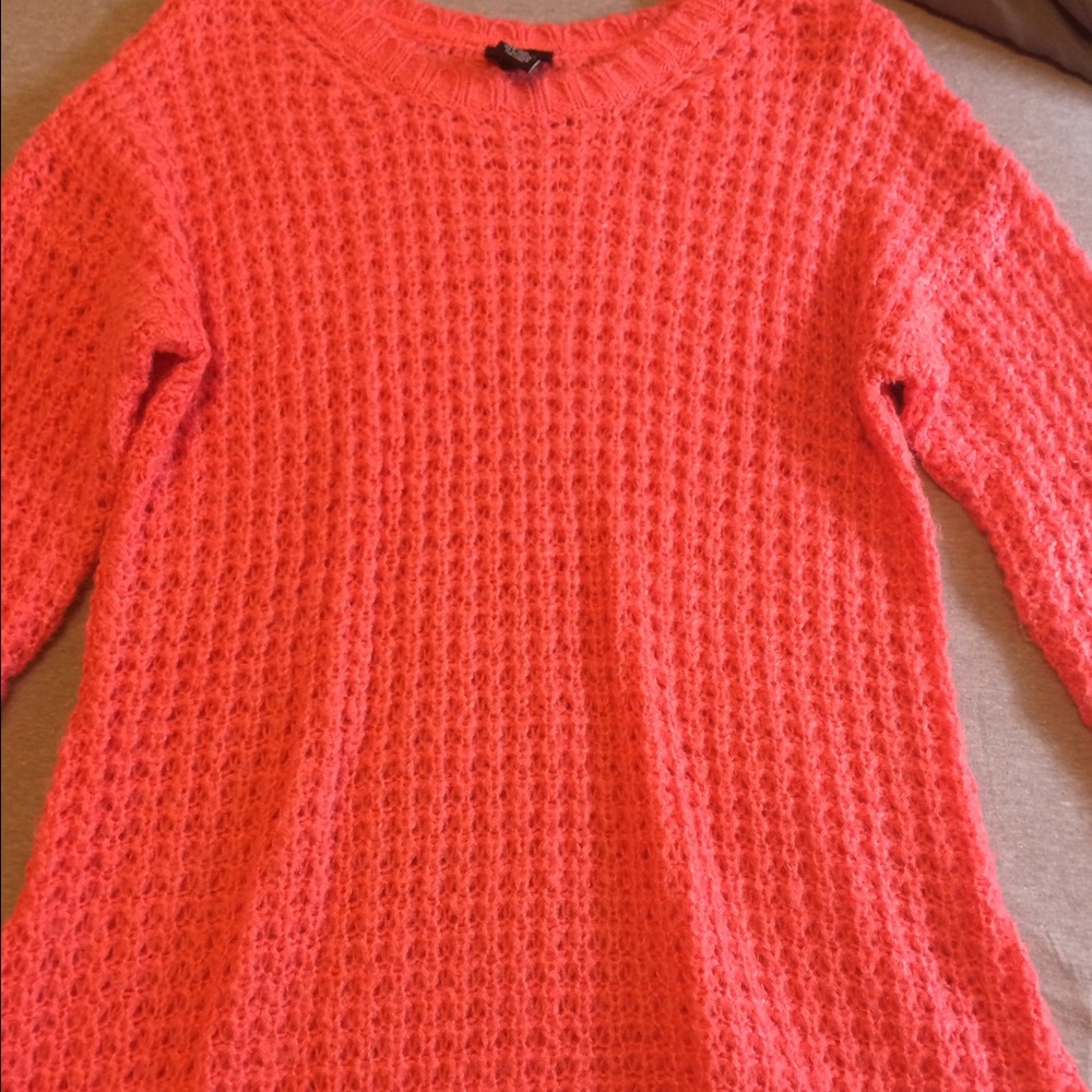 Rue21 coral sweater