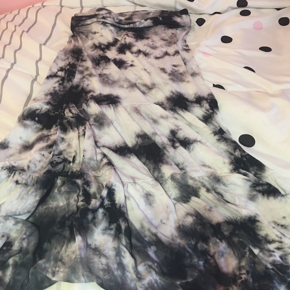 Long skirt that flows from Justice