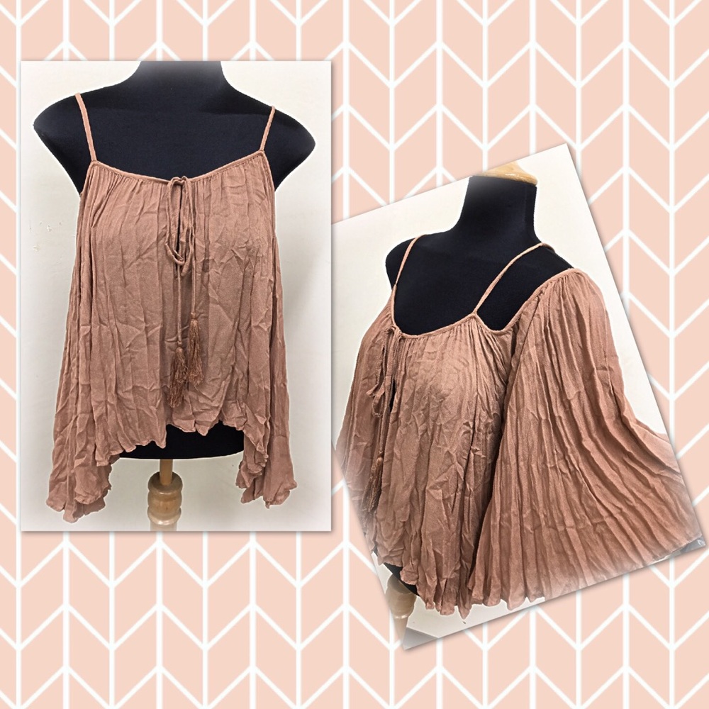🎀HP🎀 Rusty mauve cold shoulder top
