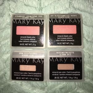 Mary Kay Compact Bundle