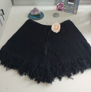 NWOT. Auth. NineWest Acrylic Hand Knit Capelet