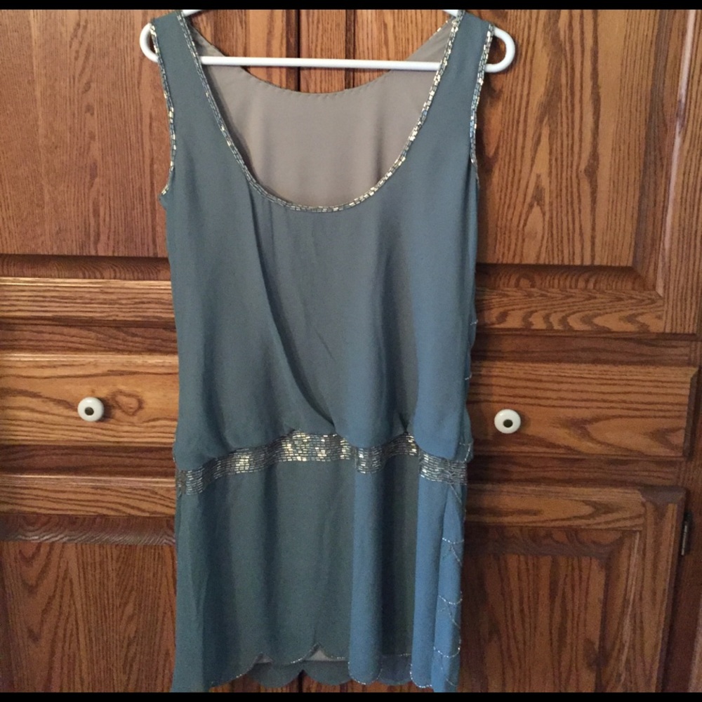 Dress - Picture 2 of 3
