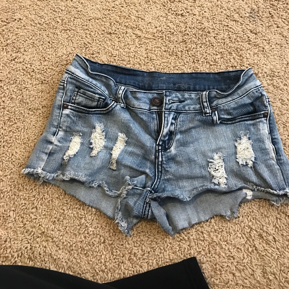 Distressed, stretchy jean shorts