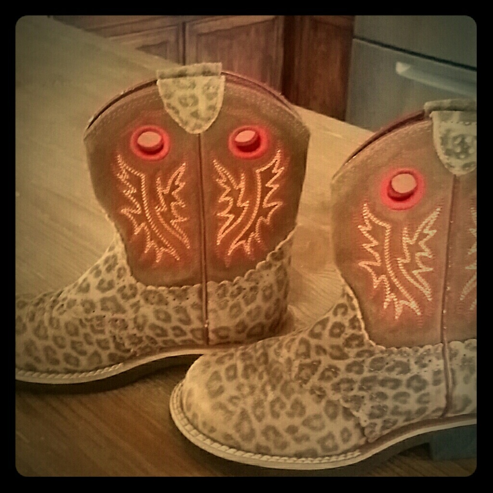 Girls Ariat size 11