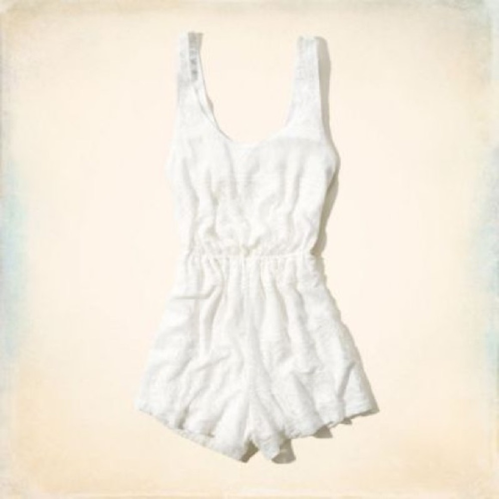 Surfer's Point Lace Romper