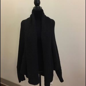 EXPRESS BLACK SWEATER