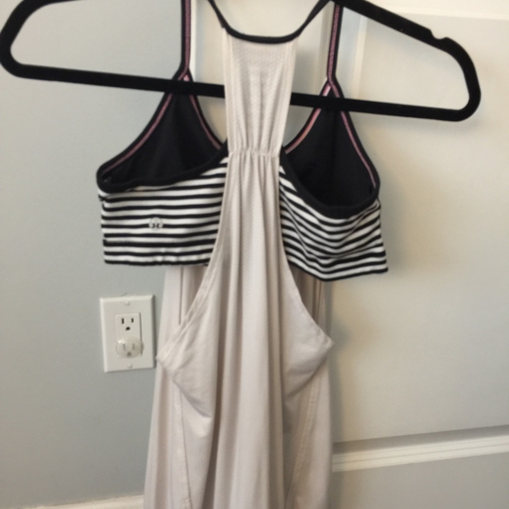 Lululemon tank