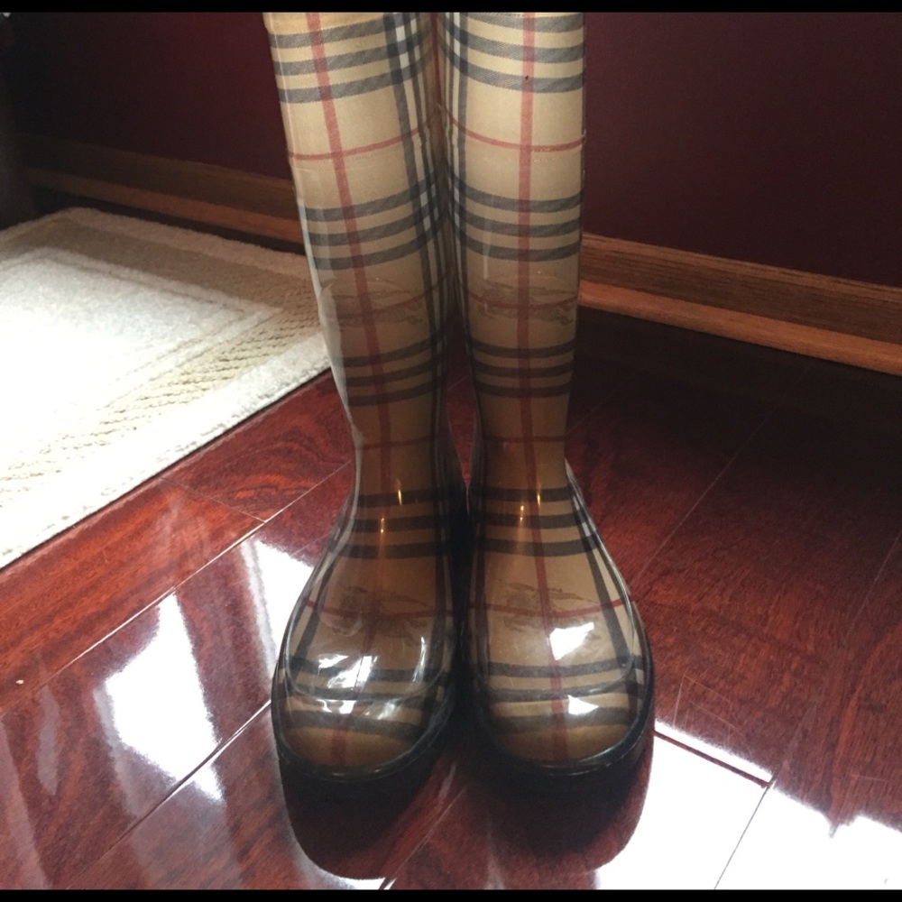 Burberry Rainboots