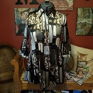 Lindl Brand Tunic