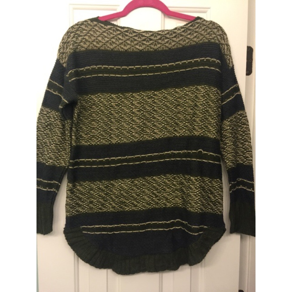 Warm but light weight green sweater