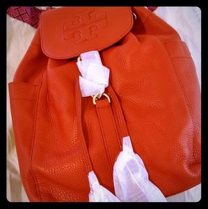 ❤ TORY BURCH LARGE THEA BACKPACK - NWT! ❤