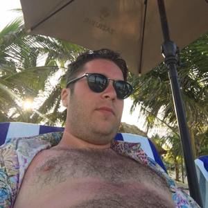 Meet your Posher, Daniel