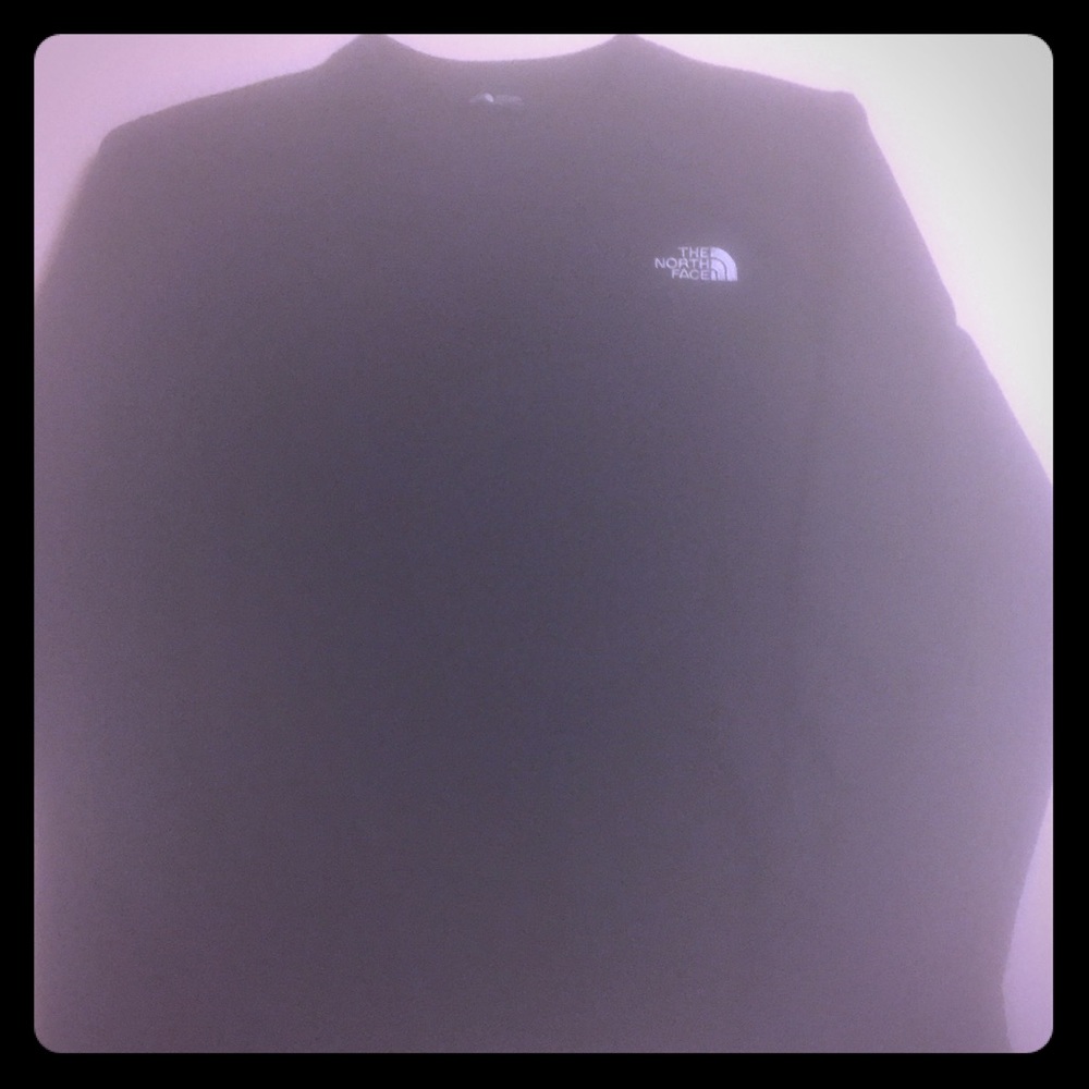 Men's north face sweater