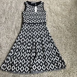 NWT! Geometric fit to flare dress!