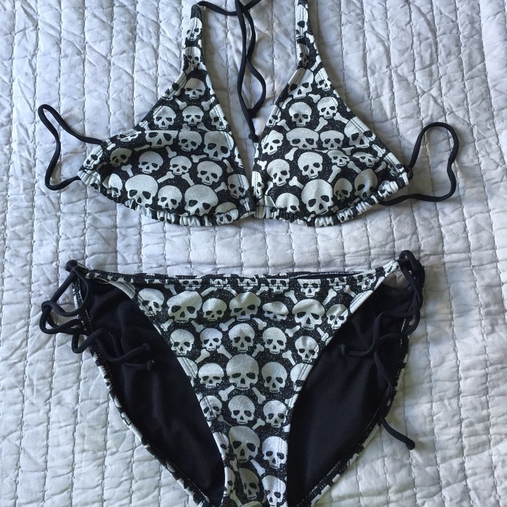 ☠️ Skull Crossbone Bikini ☠️
