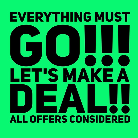 Meet your Posher, Annie & Carol 👩🏽‍🤝‍👩🏻 - Picture 3 of 3