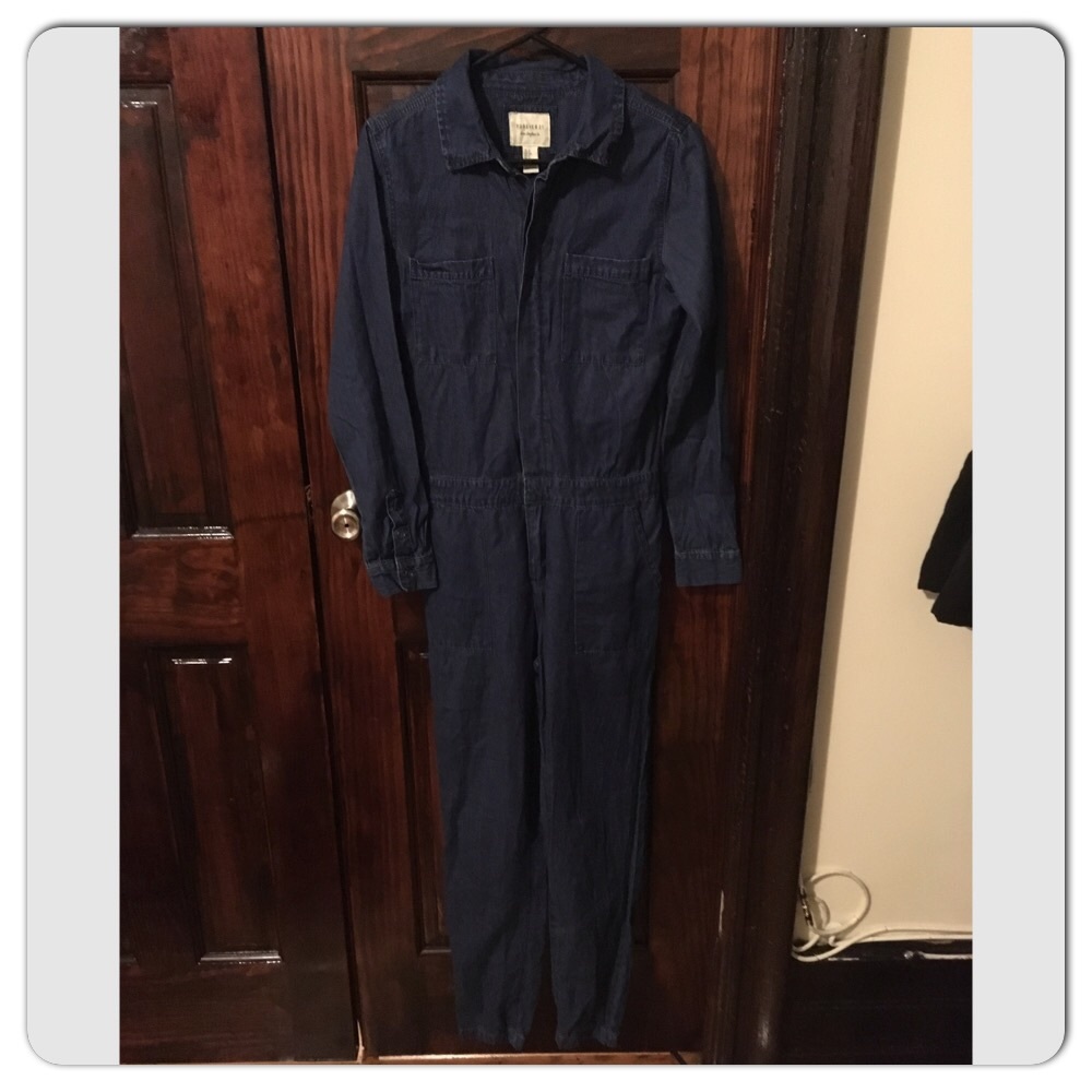 ✨FOREVER 21 JUMPSUIT✨