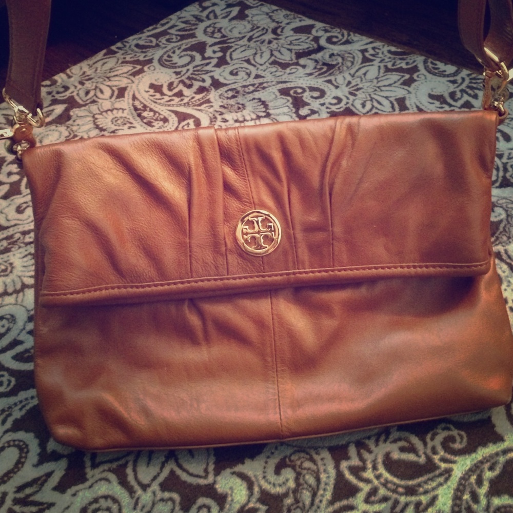 Tory burch leather crossbody bag
