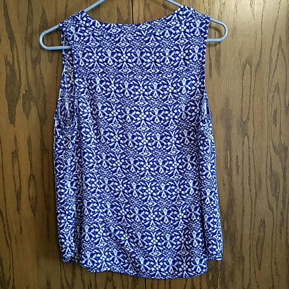 Anne Carson Tank Top - Picture 4 of 5