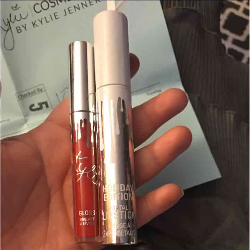 Kylie Cosmetics Naughty gloss