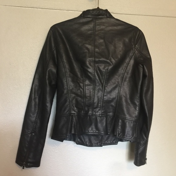 Black Rivet jacket - Picture 4 of 5