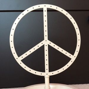 Peace sign earring holder