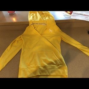 Victoria secret pink hoodie!!:))