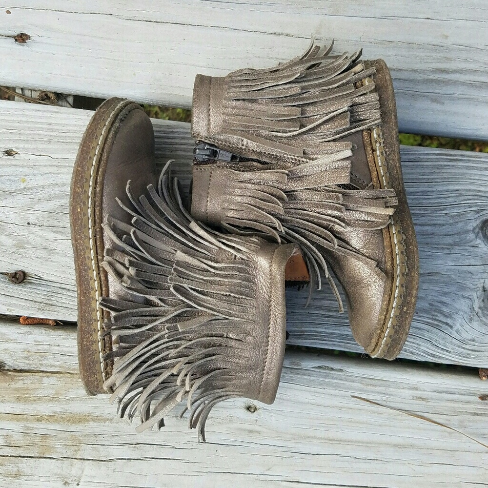 VeraPelle Italian Leather frilled boots