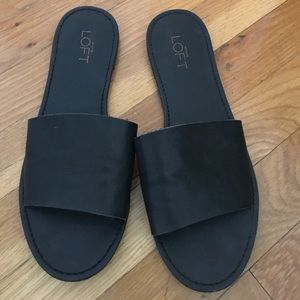 Ann Taylor loft Black sandals