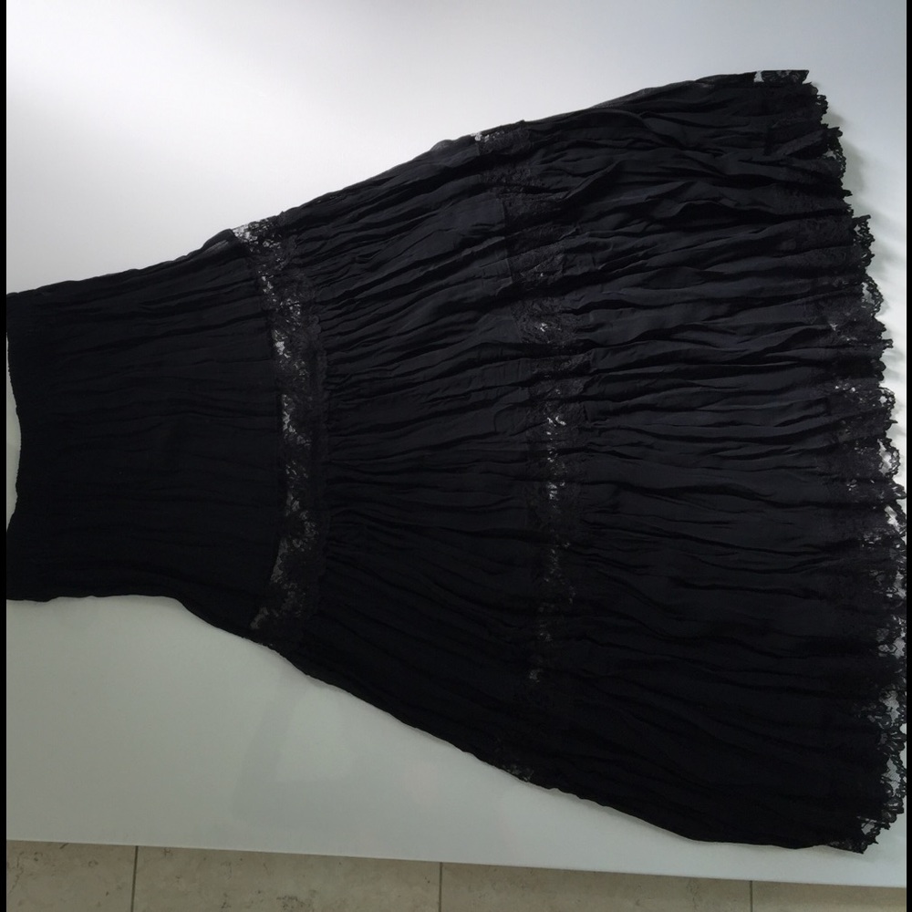 Caron joy tiered chiffon crinkled w lace skirt