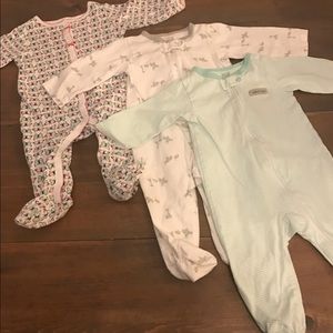 Set of three Long-sleeve footy pajamas