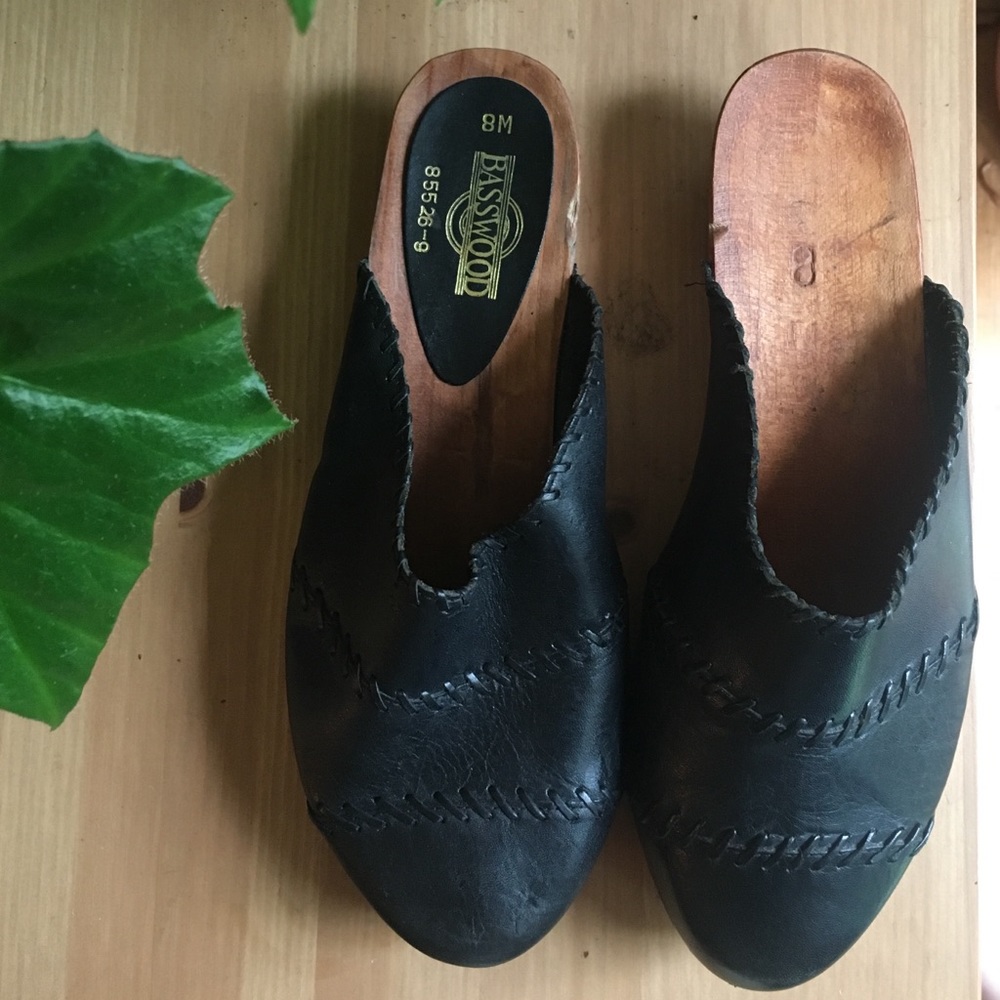 Basswood Vintage Clogs - Picture 2 of 4