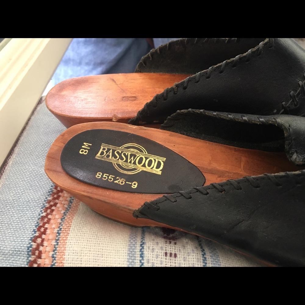 Basswood Vintage Clogs - Picture 3 of 4