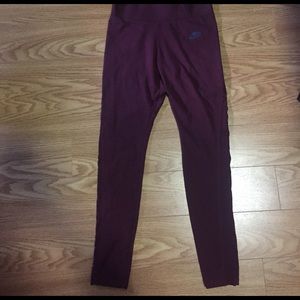 Nike lifestyle leggings