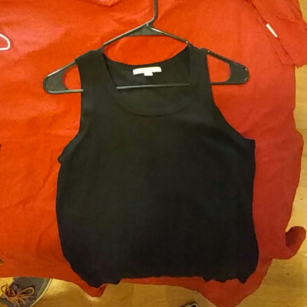 2 short sleeve sweaters and long sleave undershirt