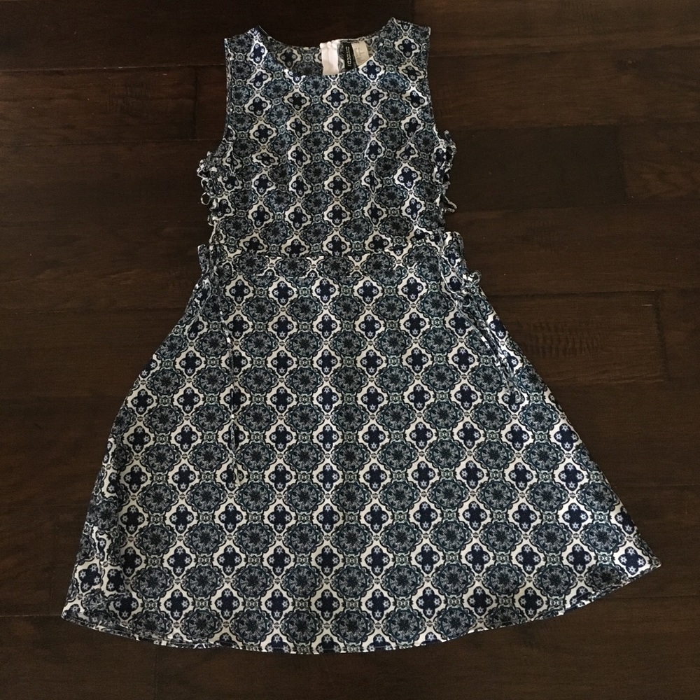 Printed dress with cutout sides