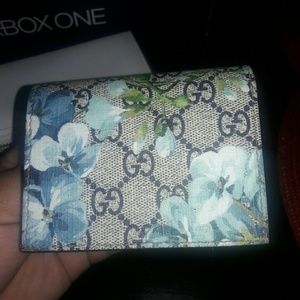 Gucci Blooms card case (used for 2 days)