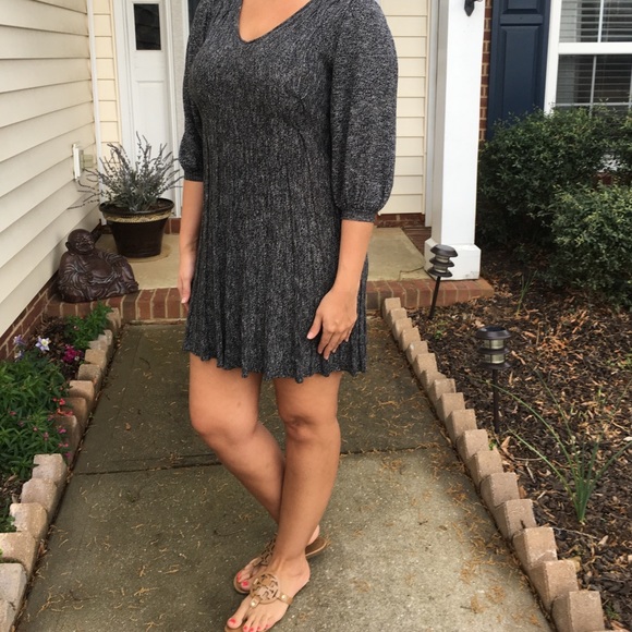 Max Studio dress - Picture 2 of 3