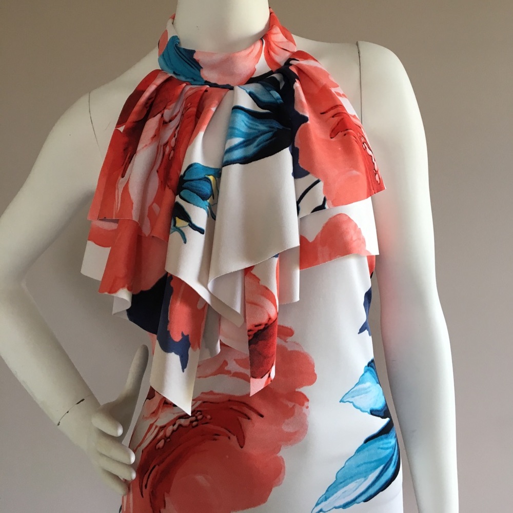 Halter Raffle Dress - Picture 6 of 7