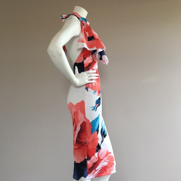 Halter Raffle Dress - Picture 5 of 7