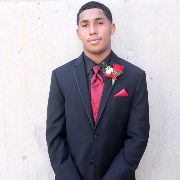 Meet your Posher, Tyler - Picture 1 of 1